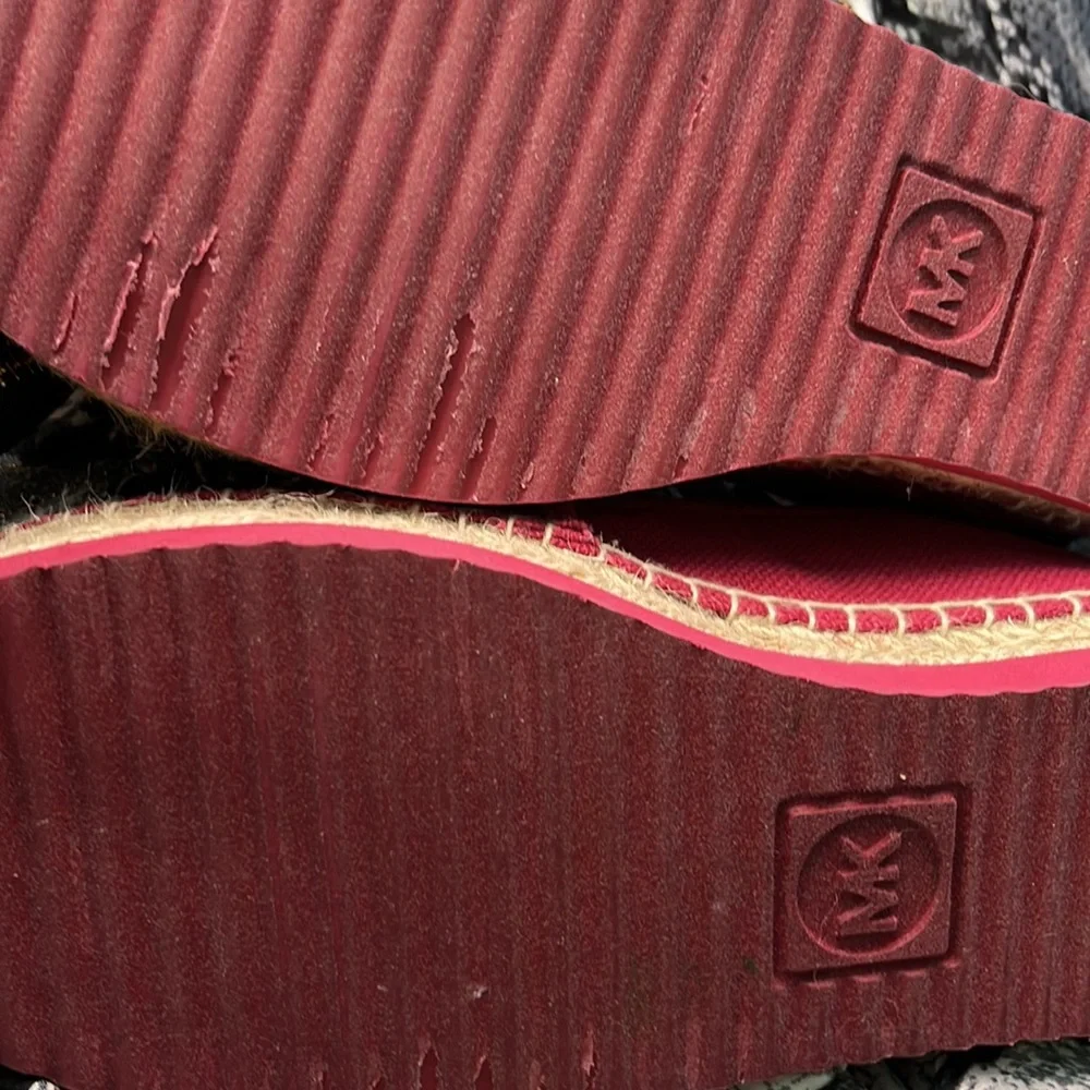 πππ β’ β«οΈ MICHAEL KORS x Lennyβ«οΈβ’ πππ - Picture 5 of 8
